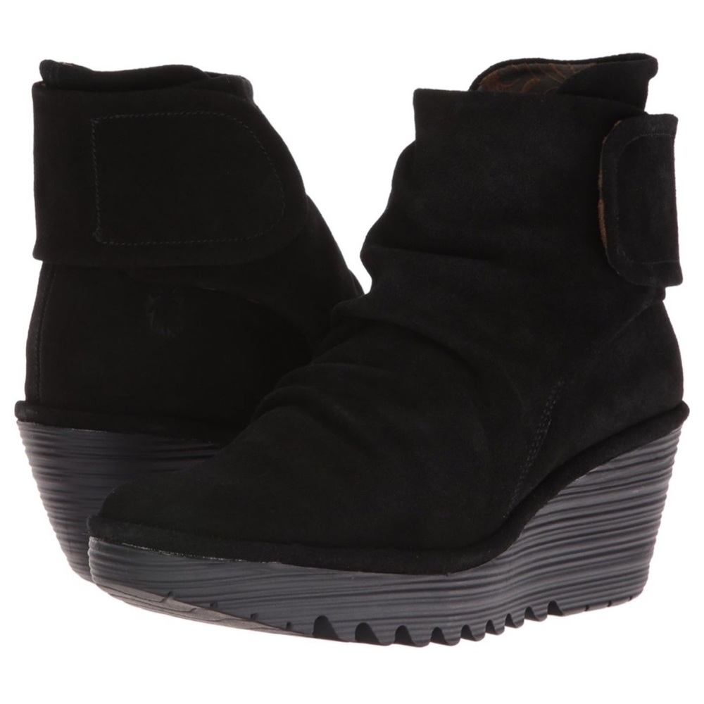 FLY London Women's Yegi689fly Ankle Bootie Black Suede size 41